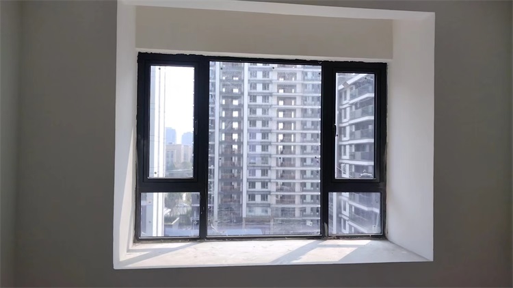 铝合金门窗