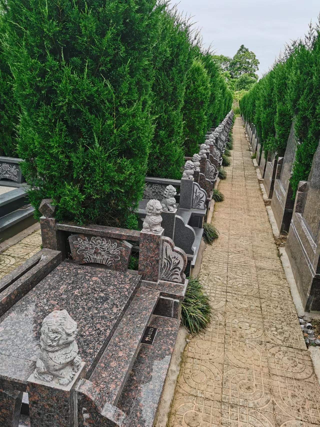 红枫艺术陵园