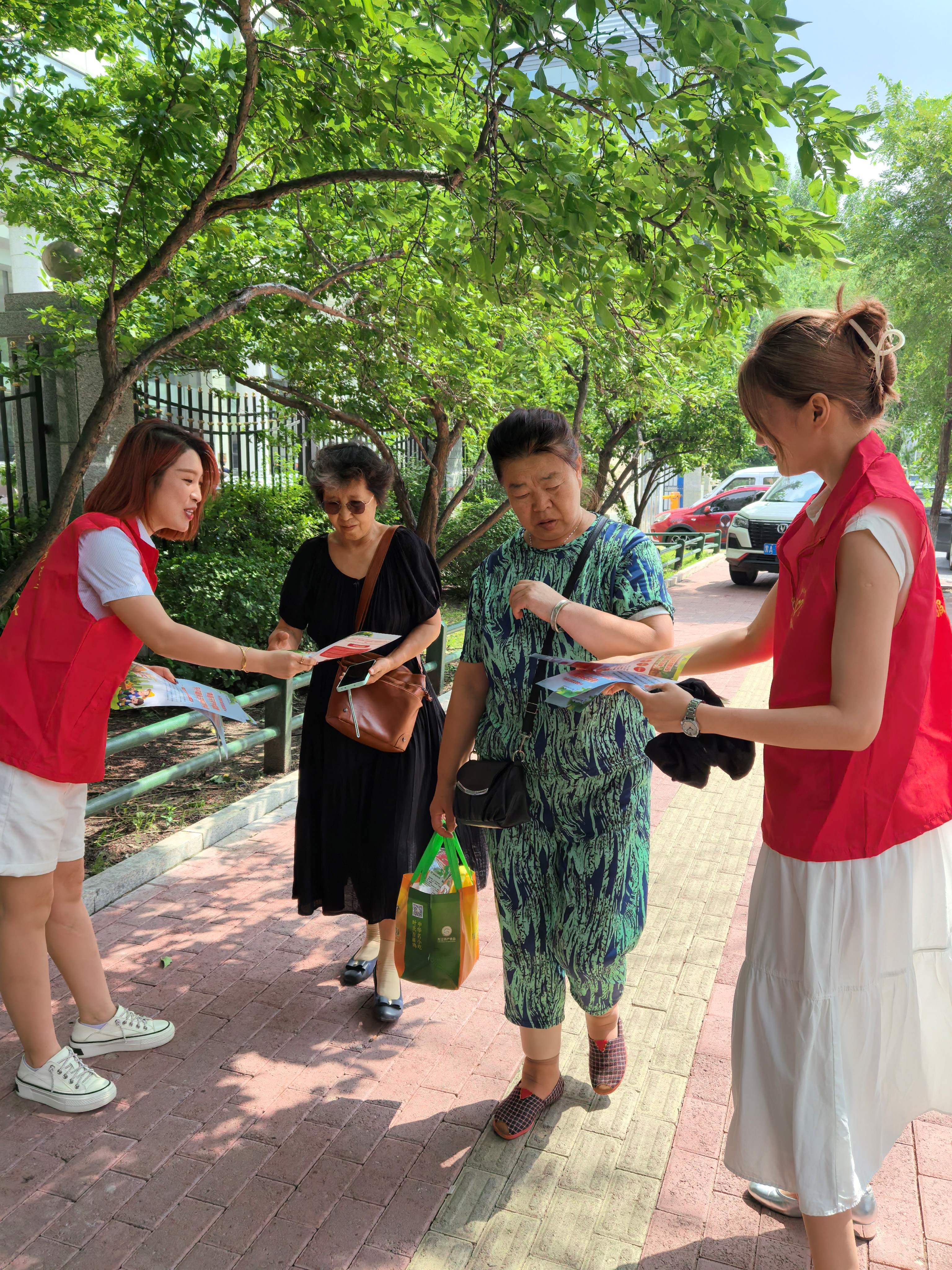 黑龙江省地质科学研究所团总支开展 “青春守护中国粮”主题实践活动