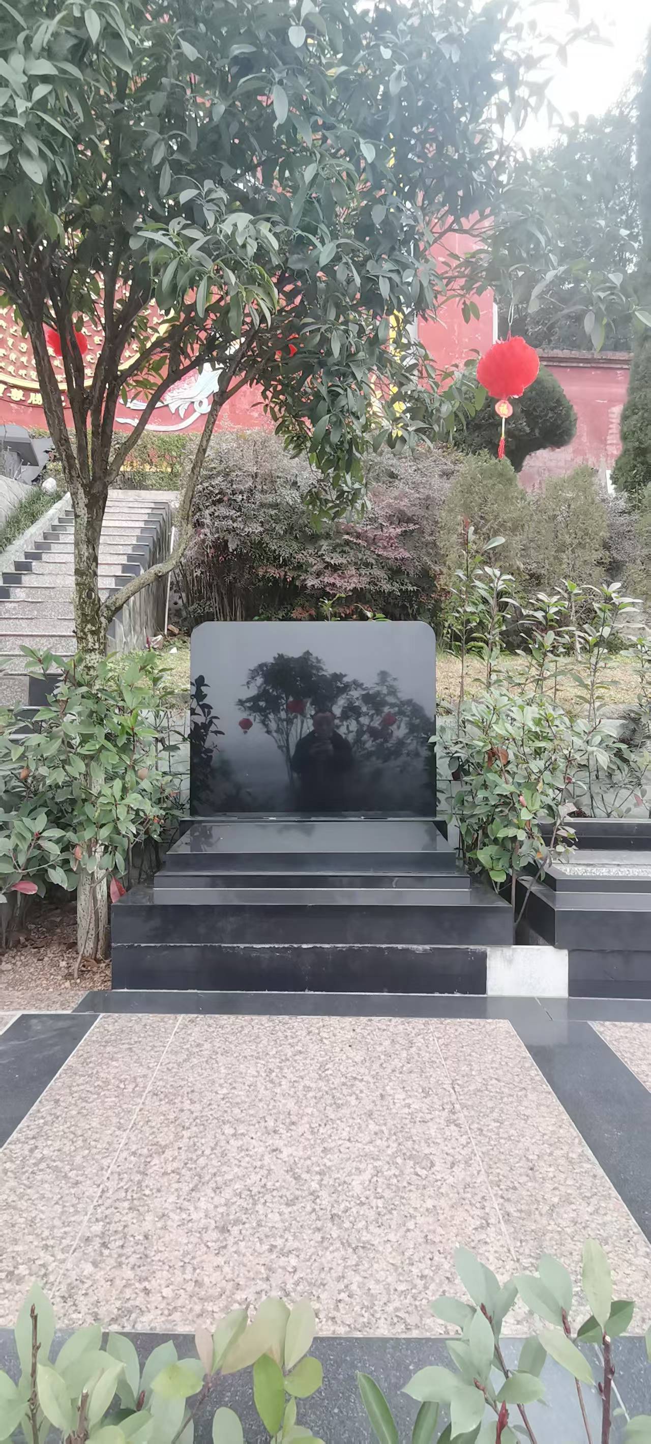白塔山公墓园区景观