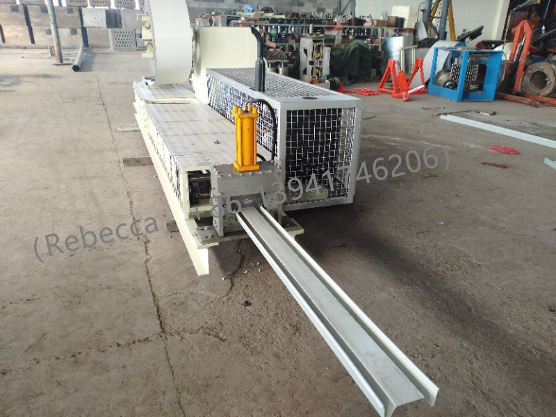 Gutter and Irregular Machine