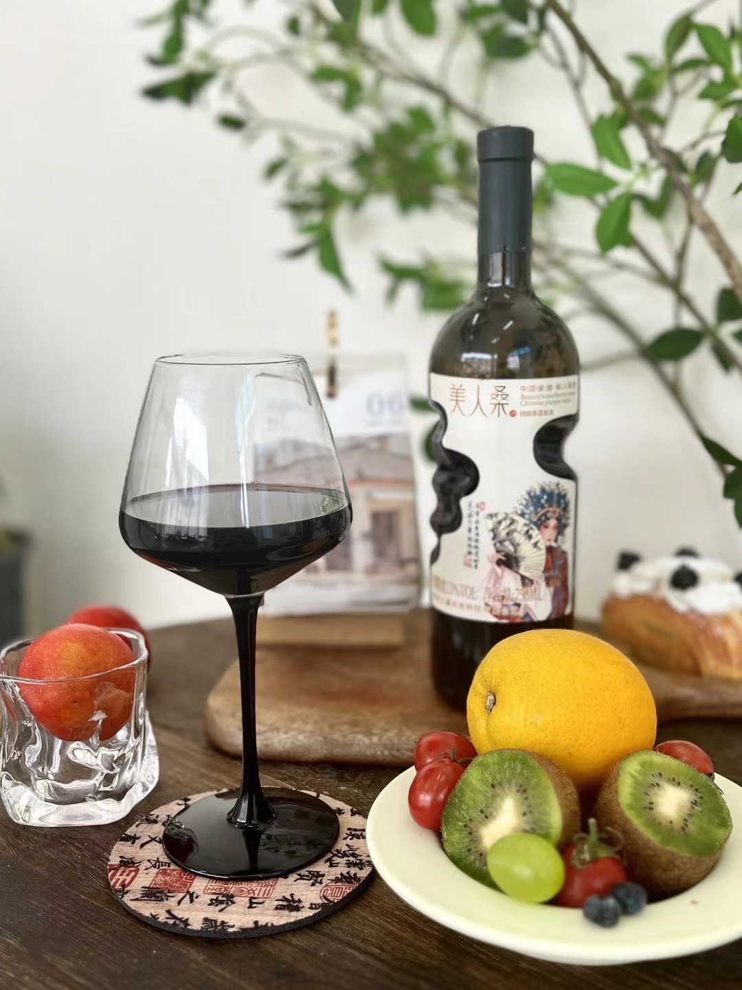 精酿桑葚紫酒