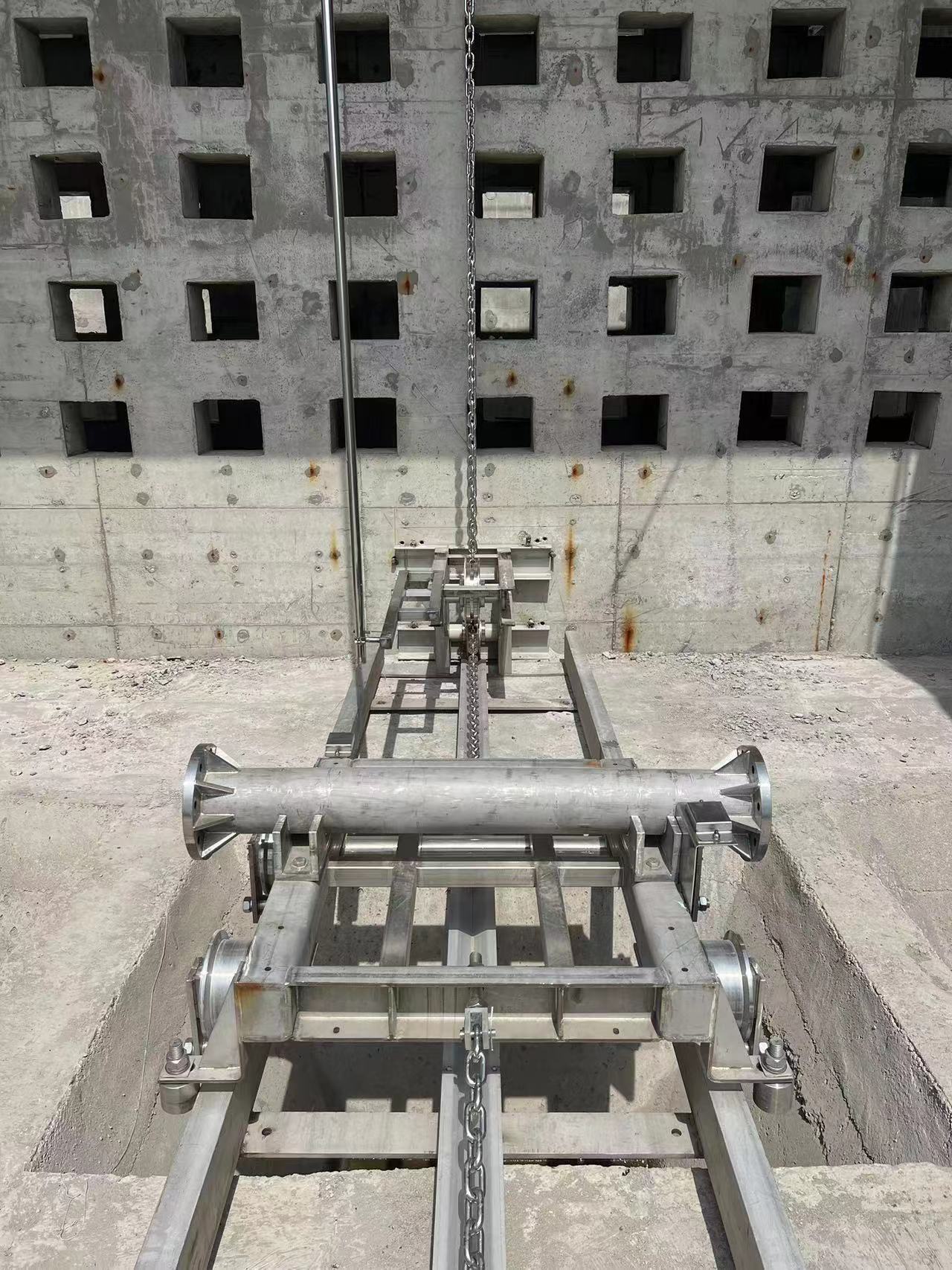 1725935998591364.jpg 刮泥机