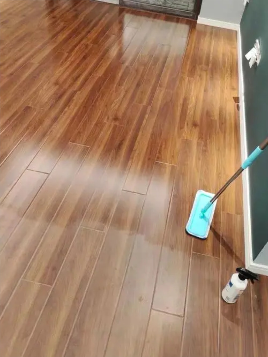 地板打蠟