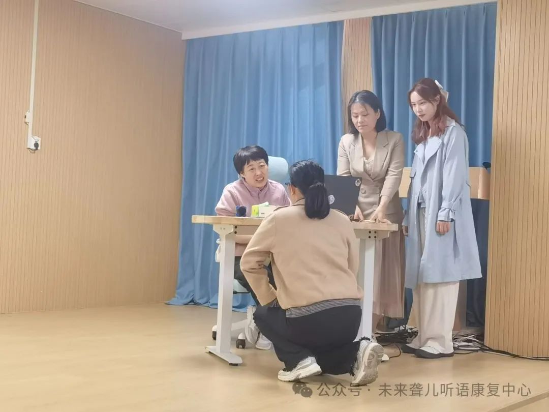 耳蜗宝宝