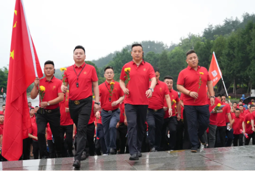伟大历程 辉映初心｜郑州商业企业家联合会七一 建 党 节 瞻仰毛 主 席 故居韶山冲