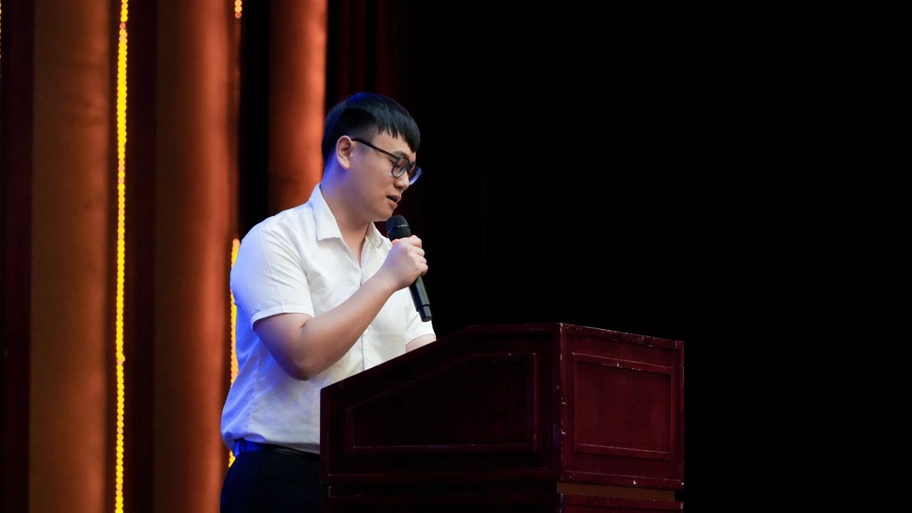 1730452816126796.jpg 百战归来再学习 同心同德同未来|德信集团召开2024华南地区金秋战略研讨会