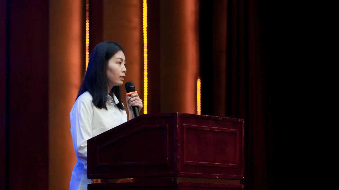 1730452855978999.jpg 百战归来再学习 同心同德同未来|德信集团召开2024华南地区金秋战略研讨会