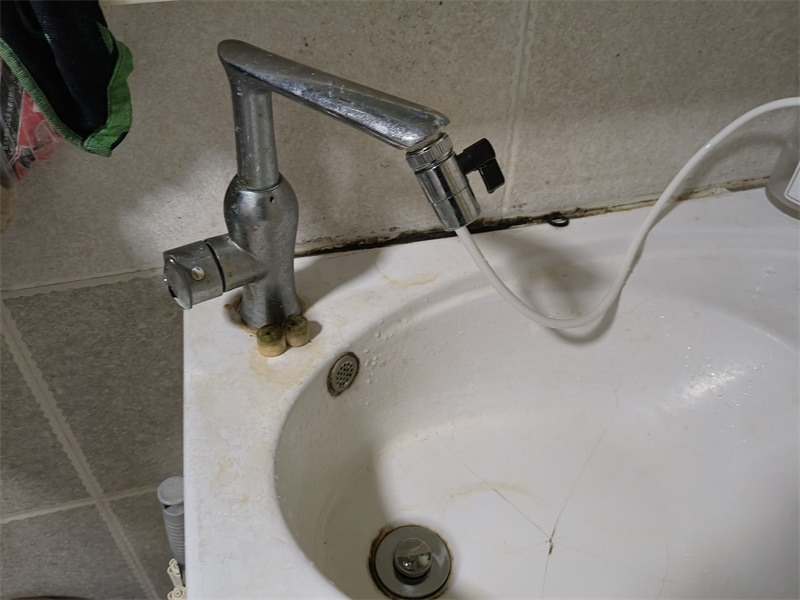 更换水龙头