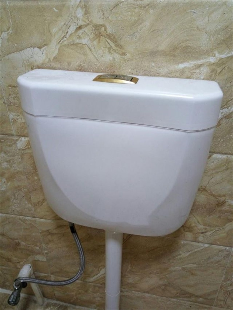 马桶水箱