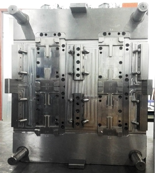 精密连接器模具