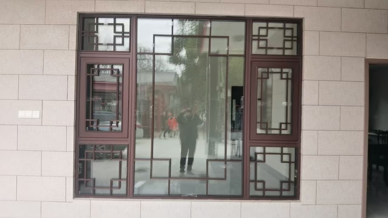 仿古窗