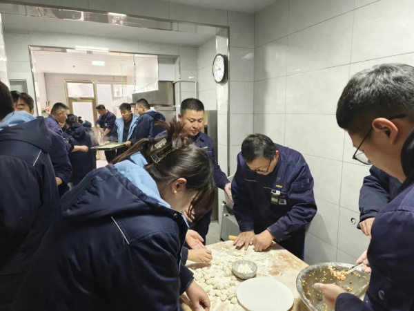 廉洁自律勇担当，凝心聚力谱华章|齐鲁氢能2024年度第一次全体员工大会顺利召开
