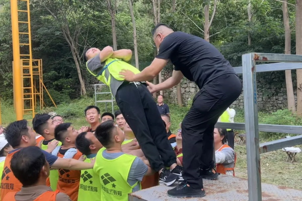 凝聚力量，共绘辉煌-牛记庵团建纪实