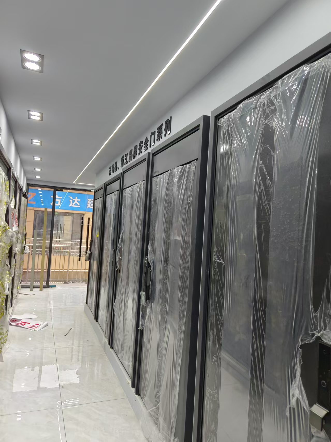 高 端品牌防盗门