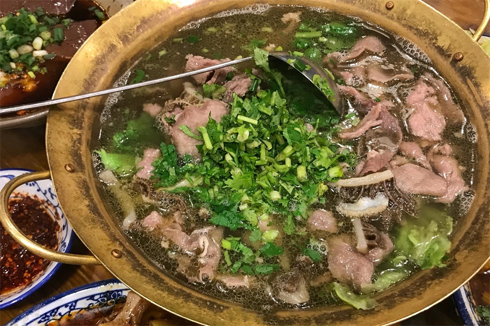 翘脚牛肉