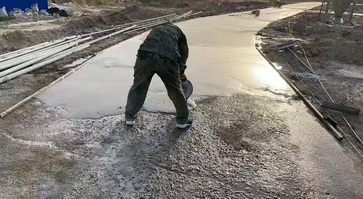 工厂地面起皮起砂怎么办？