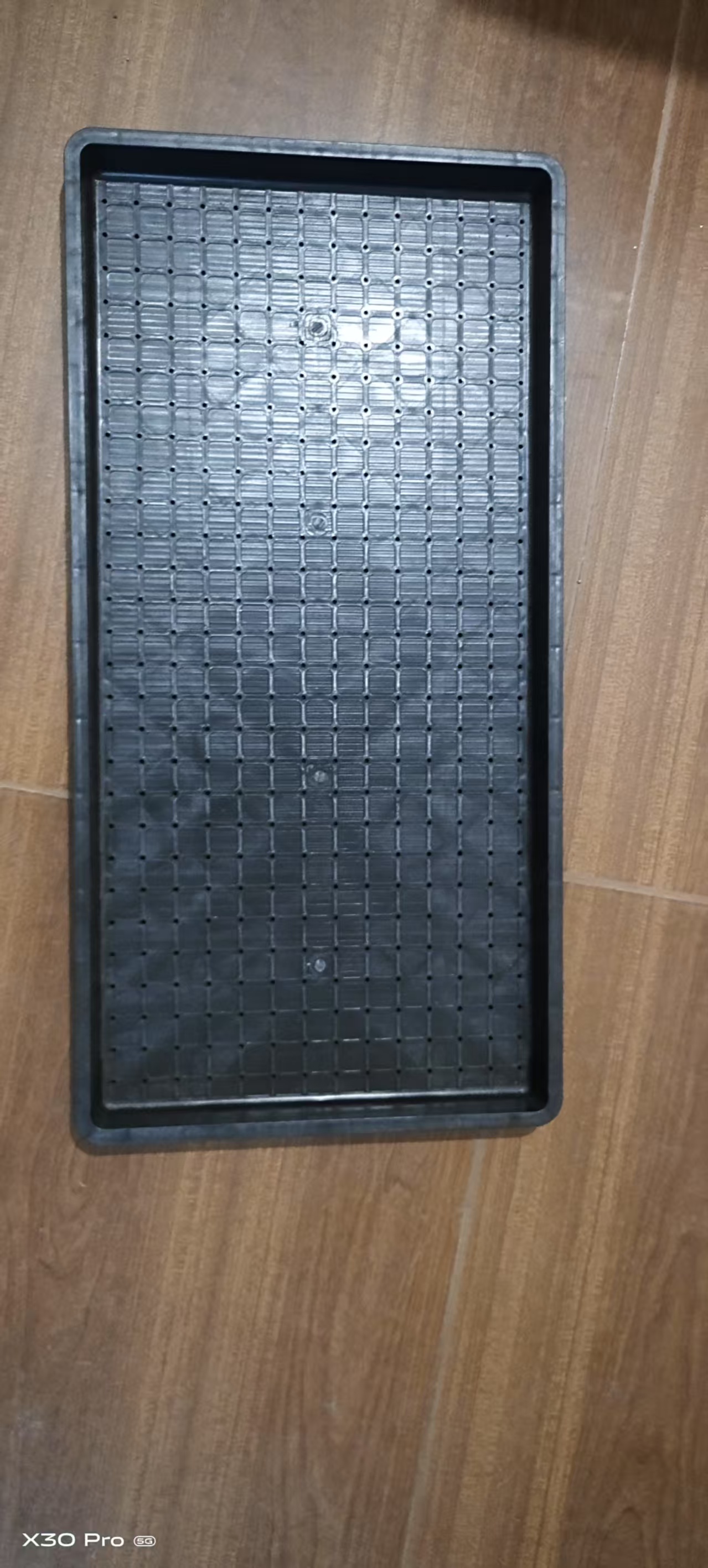 1739963046471570.jpg 育秧盘