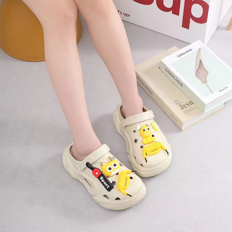 雅购特拖鞋