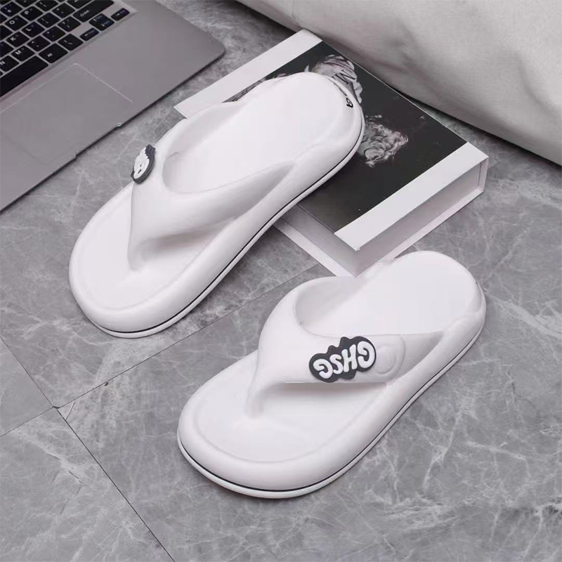 雅购特拖鞋