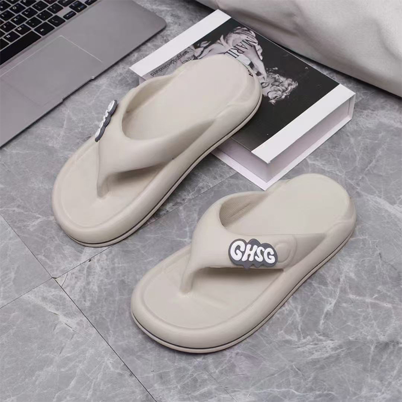 雅购特拖鞋