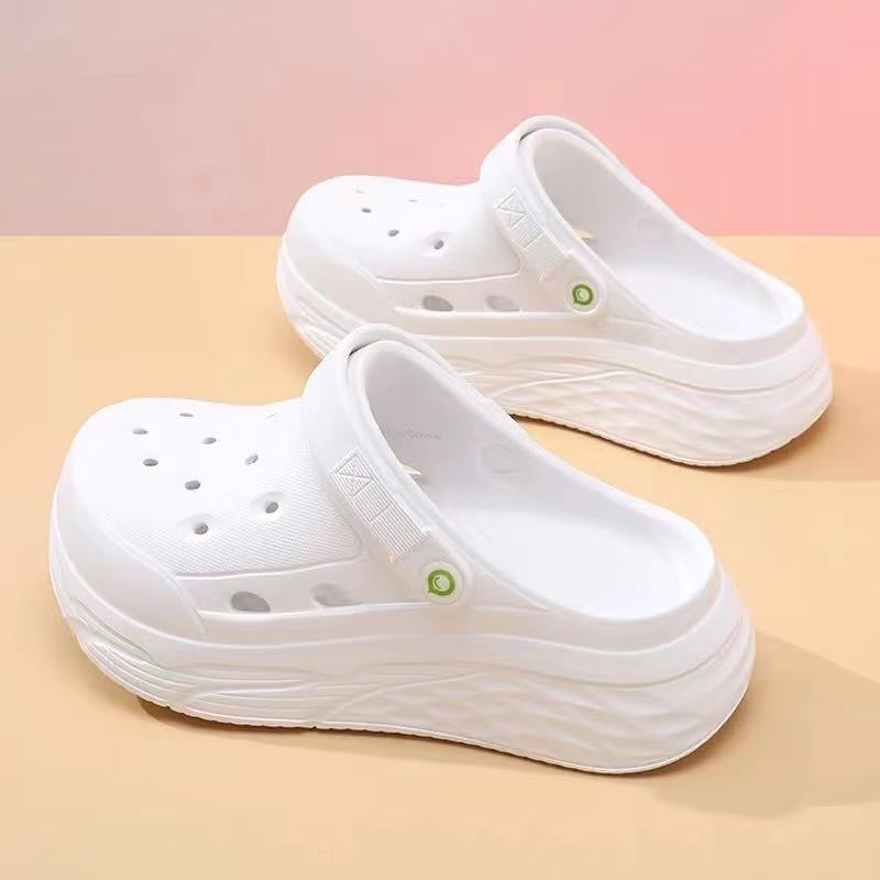 雅购特拖鞋