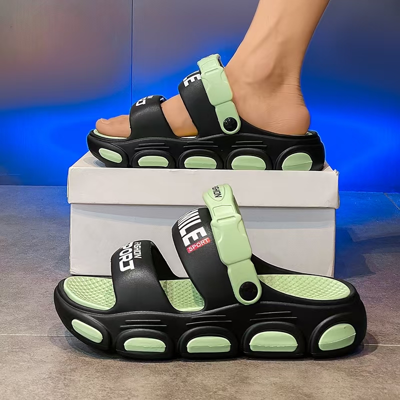 雅购特拖鞋