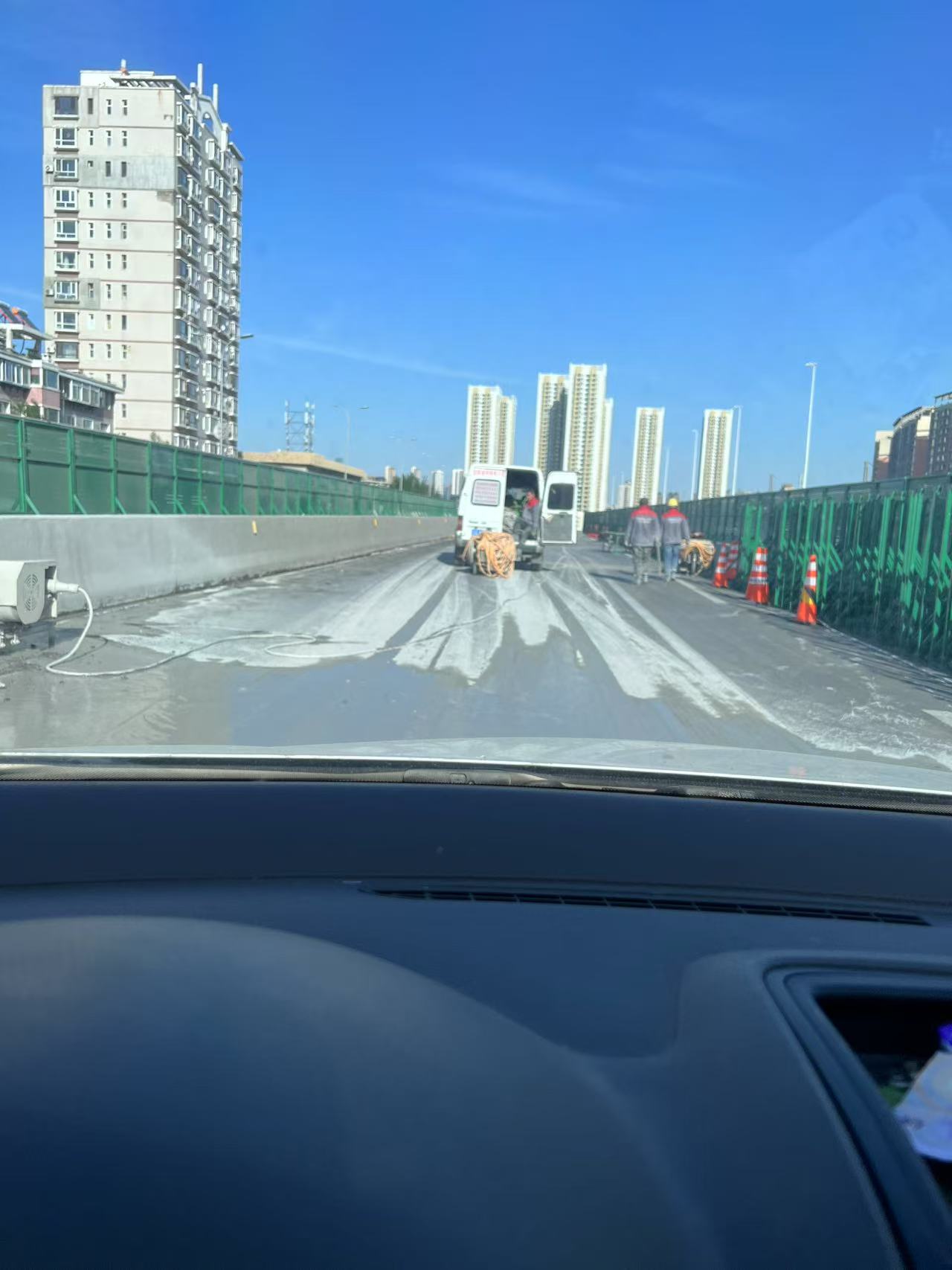 拆除施工