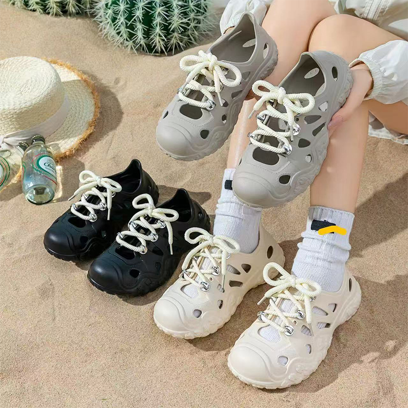 雅购特拖鞋