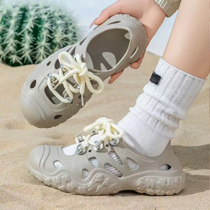 雅购特拖鞋