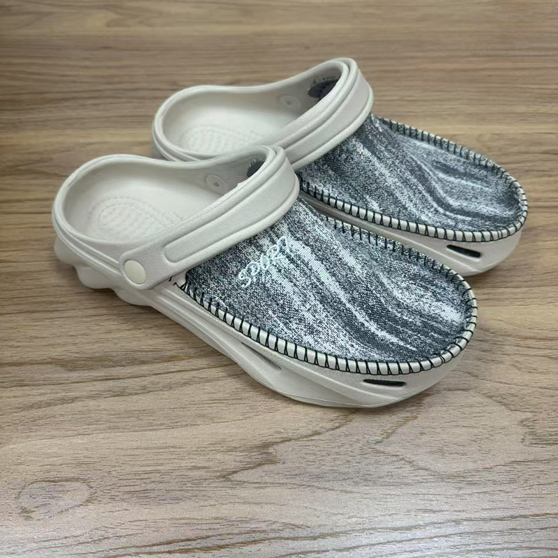 雅购特拖鞋
