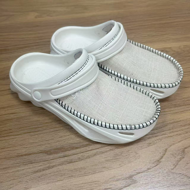 雅购特拖鞋