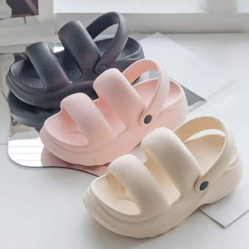 雅购特拖鞋