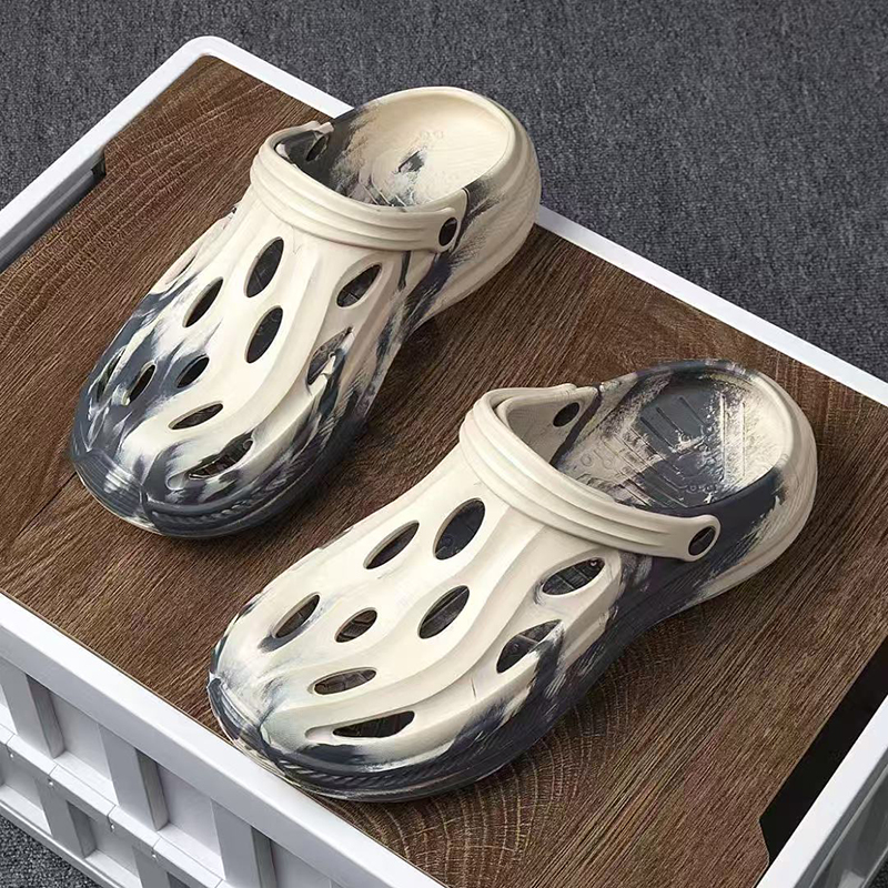 雅购特拖鞋