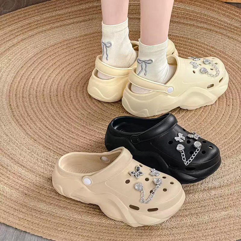 雅购特拖鞋
