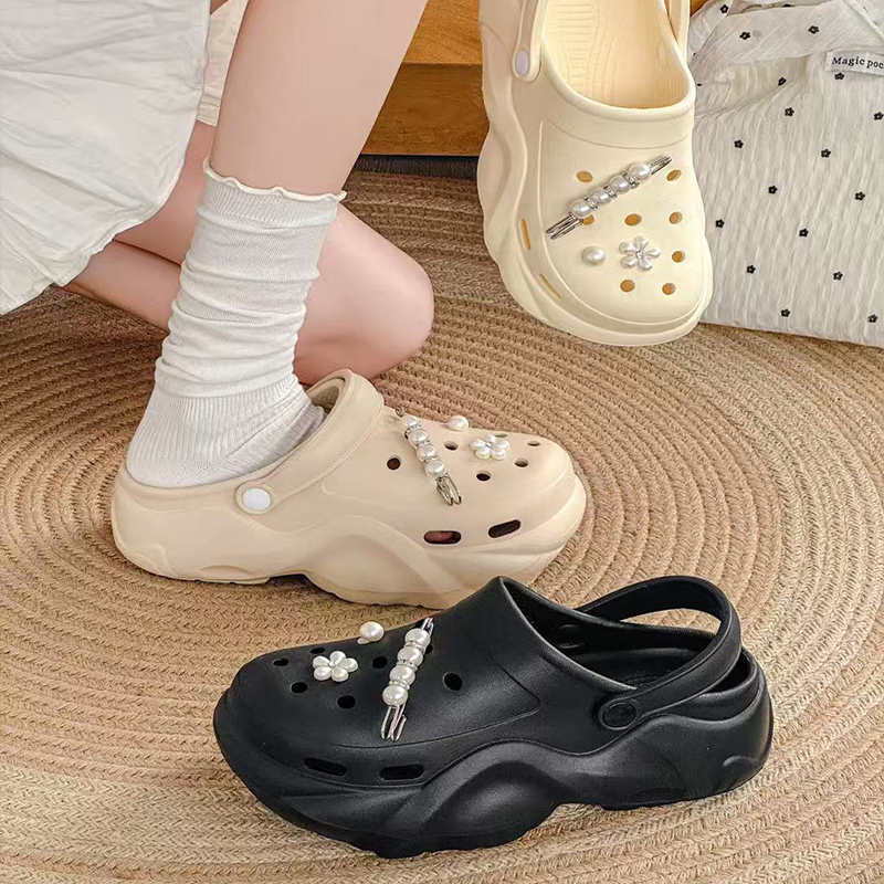 雅购特拖鞋