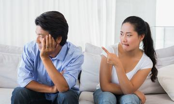 我是否通过隐瞒我的婚前关系欺骗了我的妻子？
