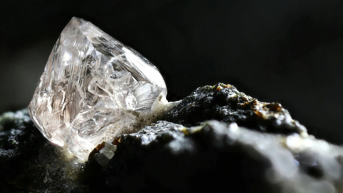 The healing power of natural diamonds