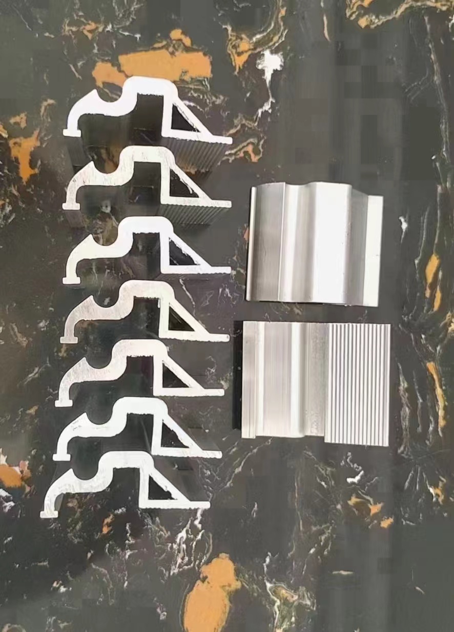 托架