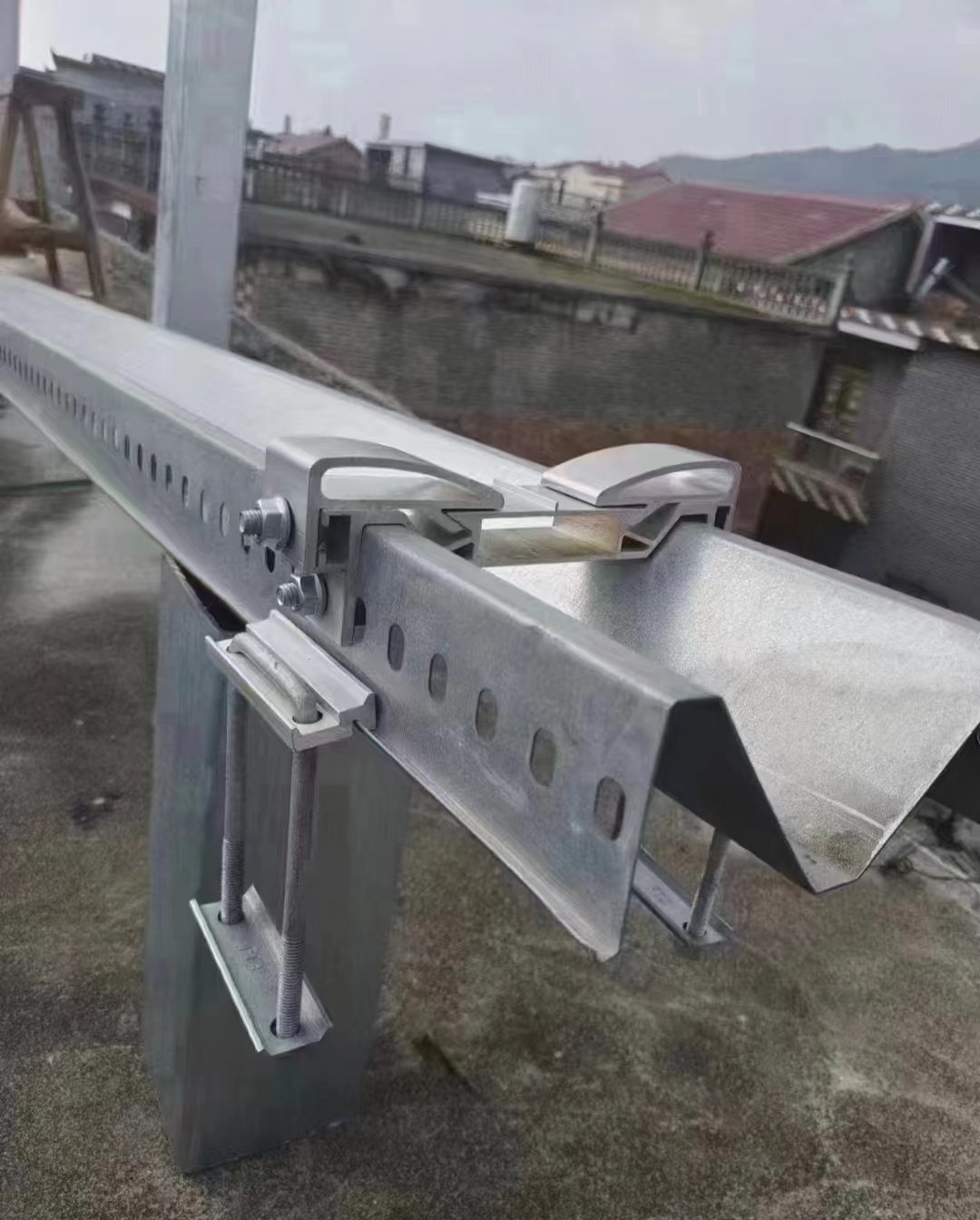 托架
