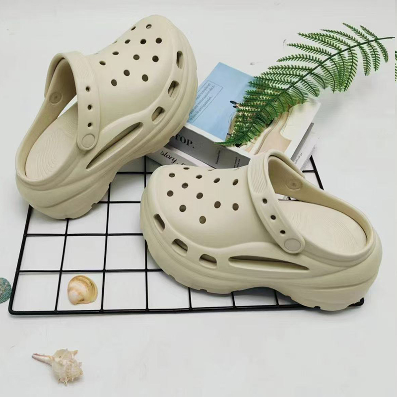 雅购特拖鞋