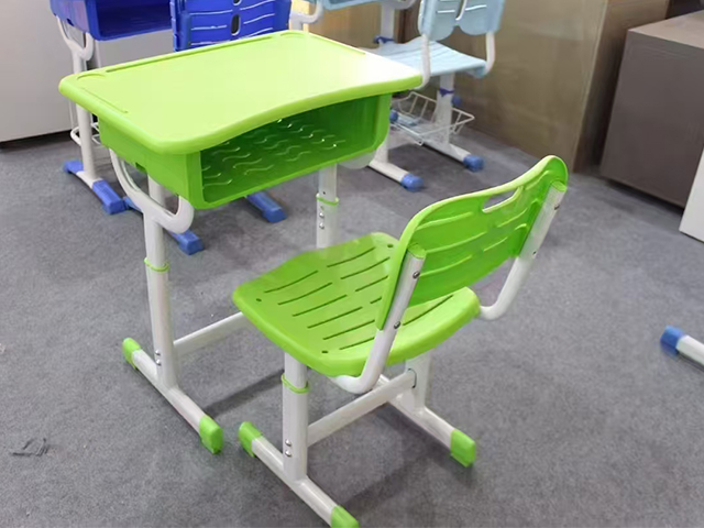 学生桌椅系列