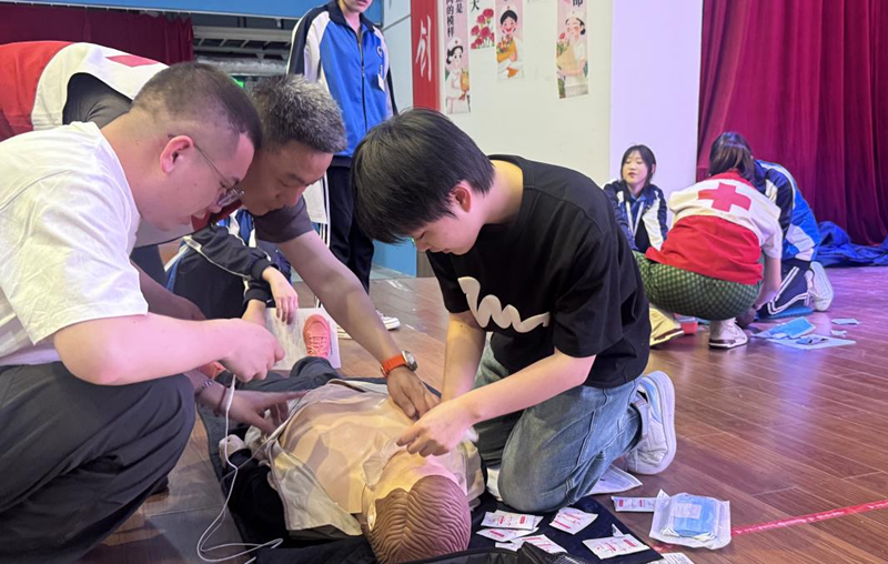 营口渤海卫生学校