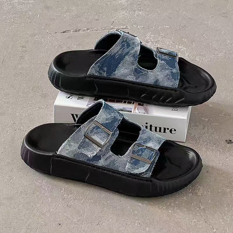雅购特拖鞋
