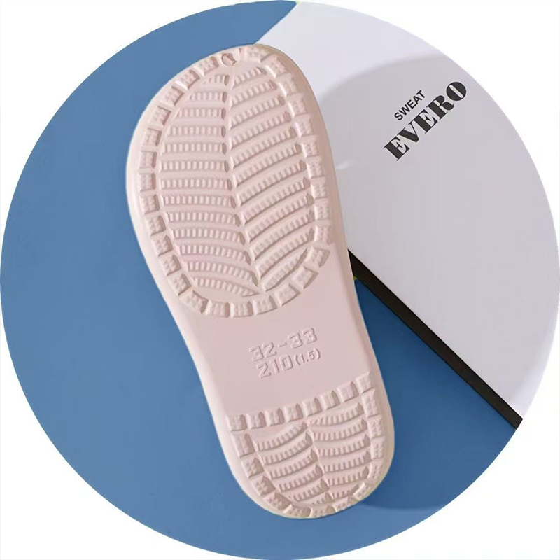 1749261444187983.jpg 雅购特拖鞋