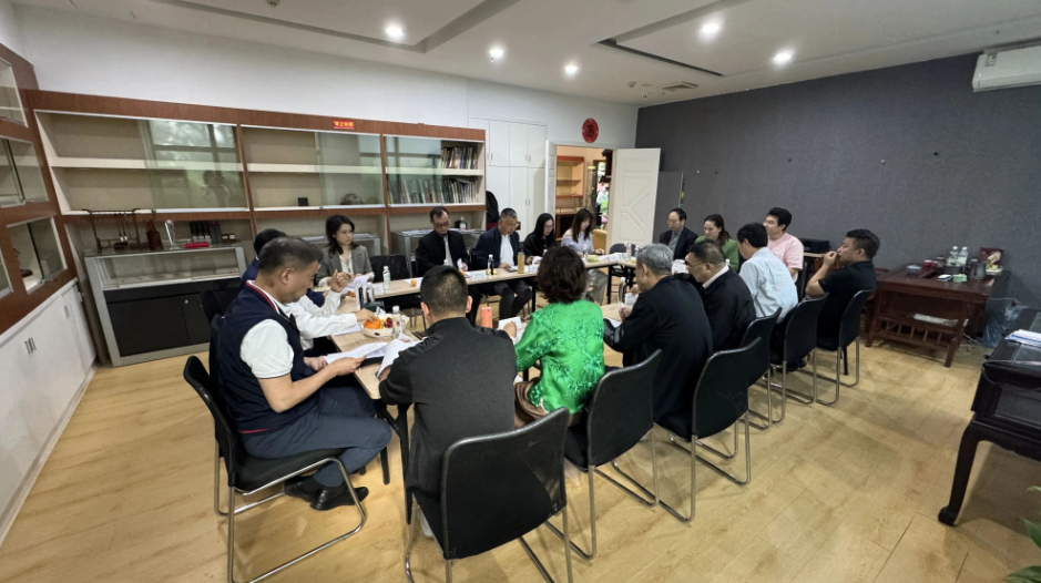 彭中云会长受邀出席公关之家“青春聚力 公关赋能”杭州青年企业家沙龙