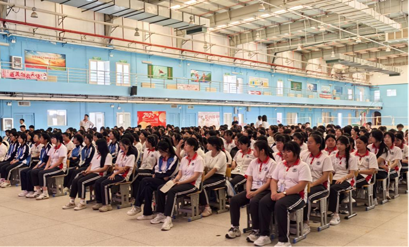 营口渤海卫生学校