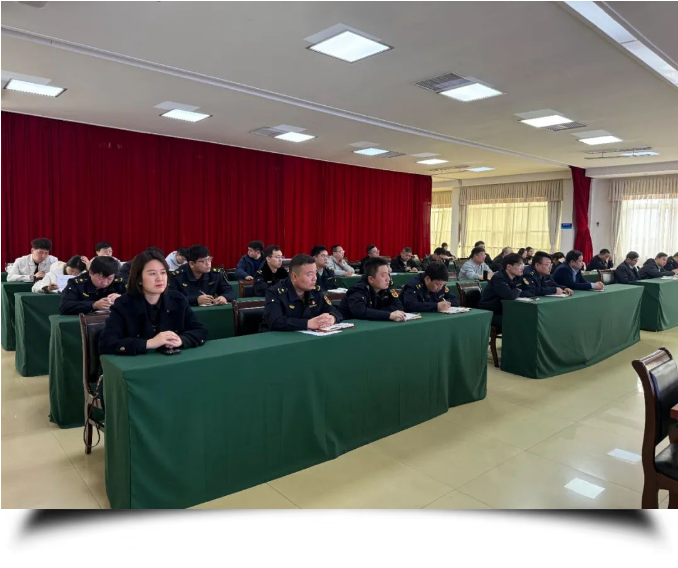 中原动态丨牛红江主任受邀为经开区行政执法人员授课
