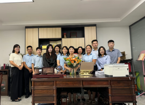 桃李芬芳 感念师恩丨河南中原法汇律师事务所开展感恩拜师活动