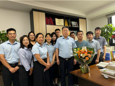 桃李芬芳 感念师恩丨河南中原法汇律师事务所开展感恩拜师活动